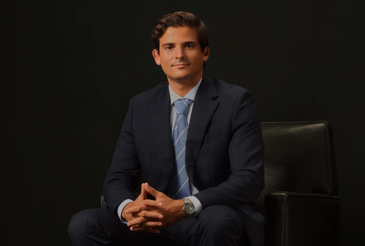 Manuel C&eacute;sar Machado - Associado