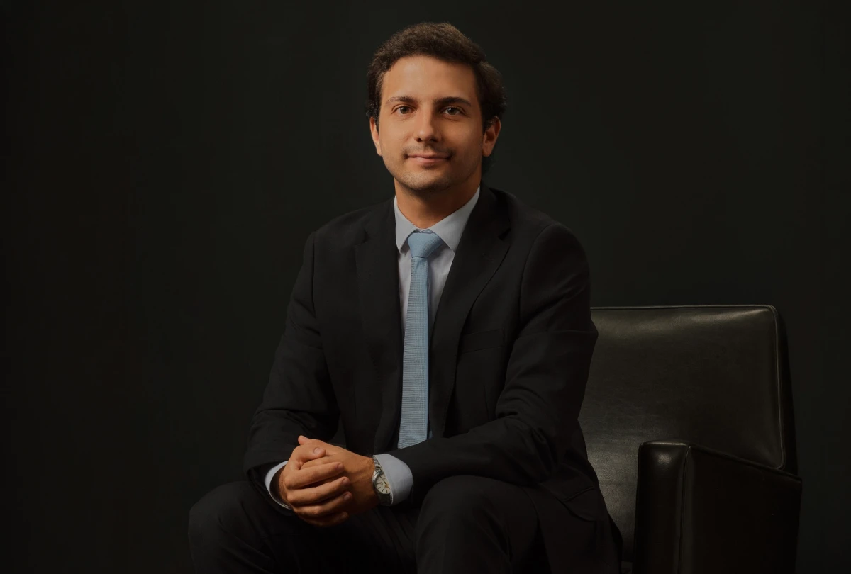Francisco Lemos de Almeida  - Associado