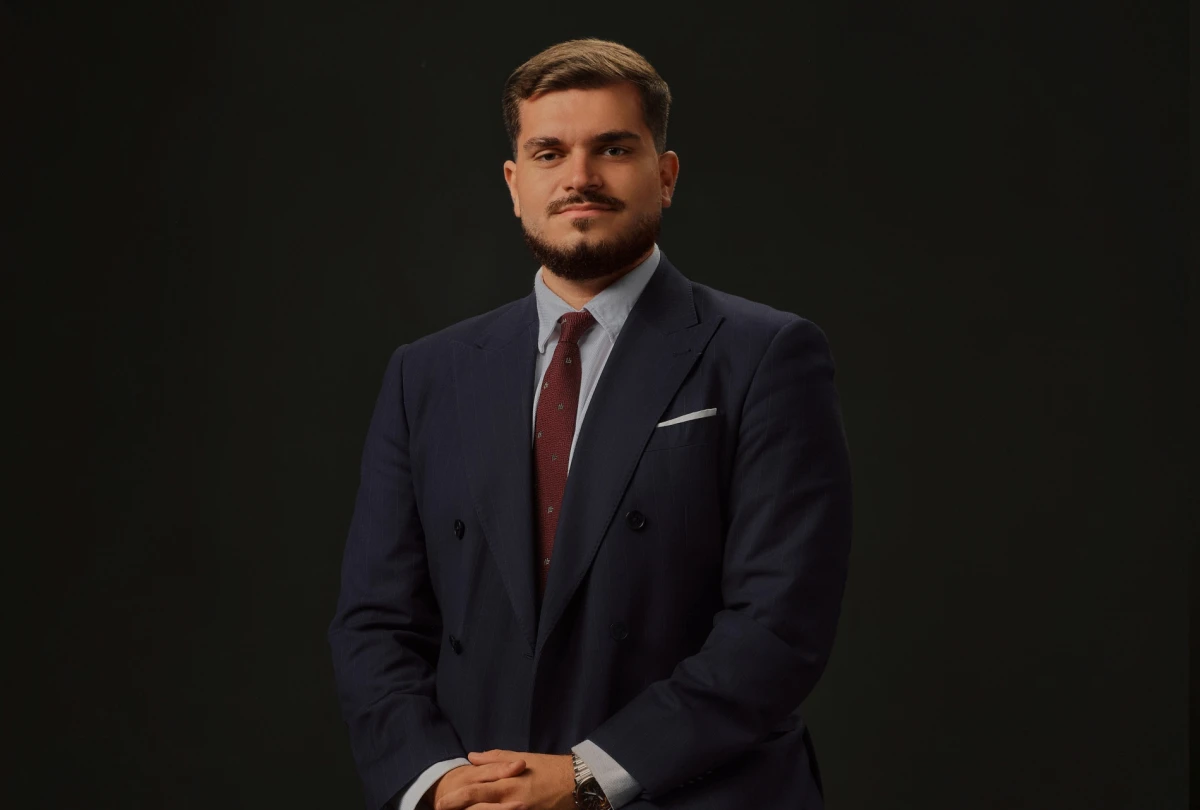 Francisco Duarte Rodrigues - Associado