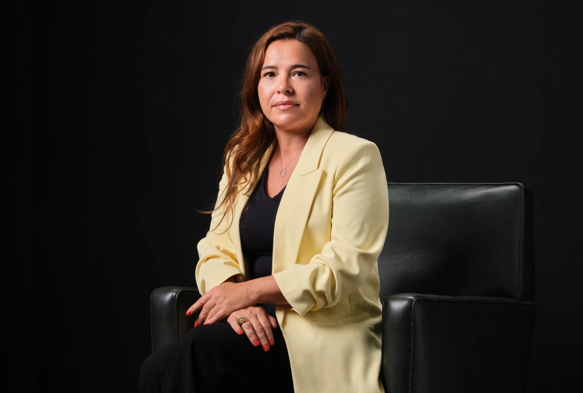 V&acirc;nia Canha Carvalho - Executive Assistant 