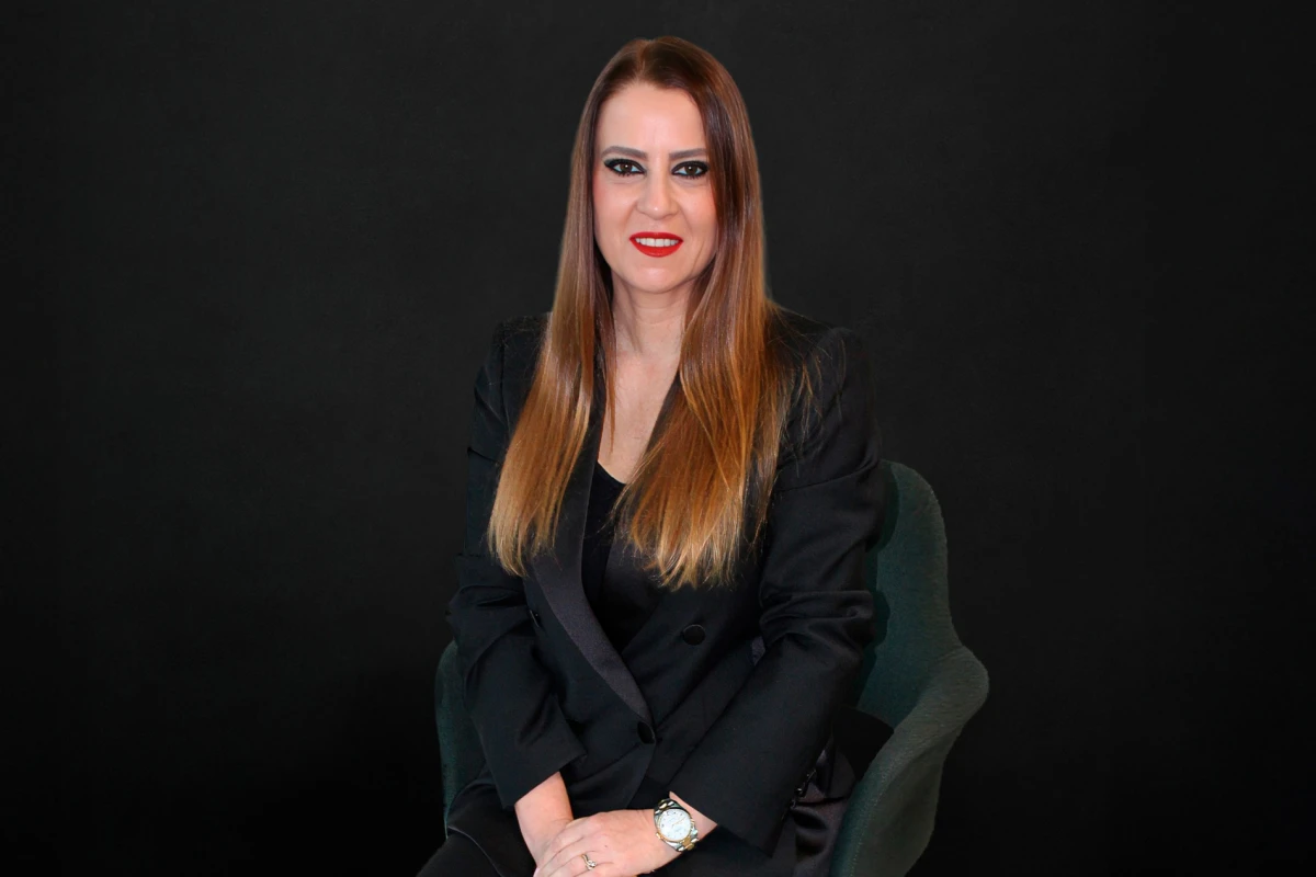 Cl&aacute;udia Babo - Consultora 